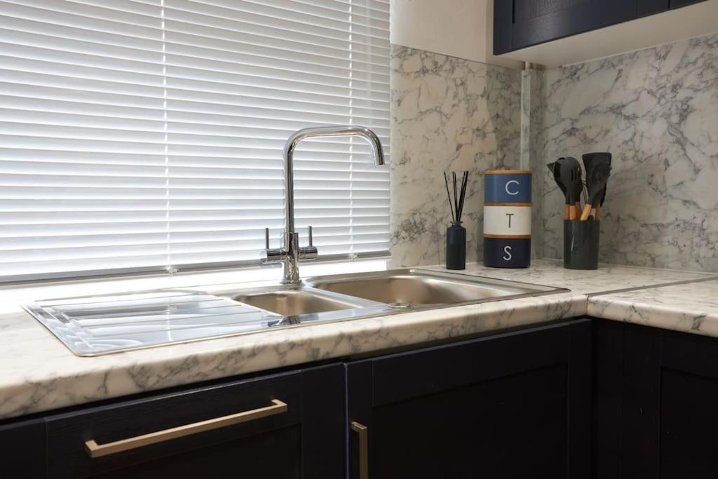 Apartament Butterbridge Londyn Zewnętrze zdjęcie