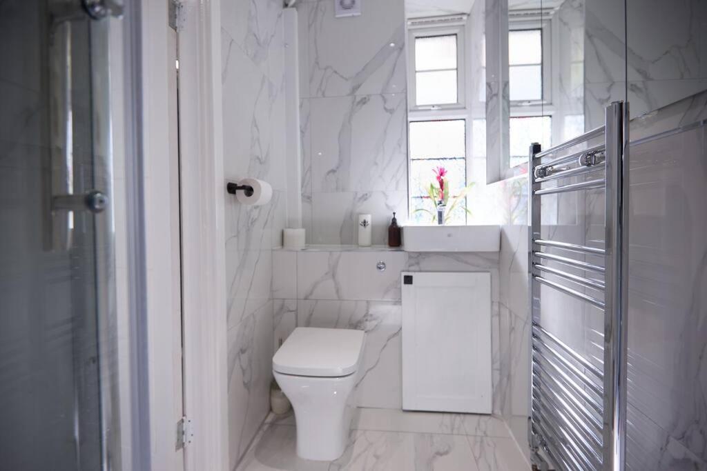 Apartament Butterbridge Londyn Zewnętrze zdjęcie